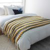 170cm Yellow Zigzag Striped Throw Blanket Acrylic Wave Knitted Fringed Woven Cover Couch Bed Sofa Home Decor