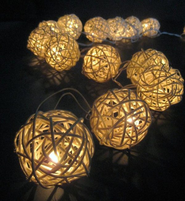 1 Set of 20 LED Cream White 5cm Rattan Cane Ball Battery Powered String Lights Christmas Gift Home Wedding Party Bedroom Decoration Table Centrepiece