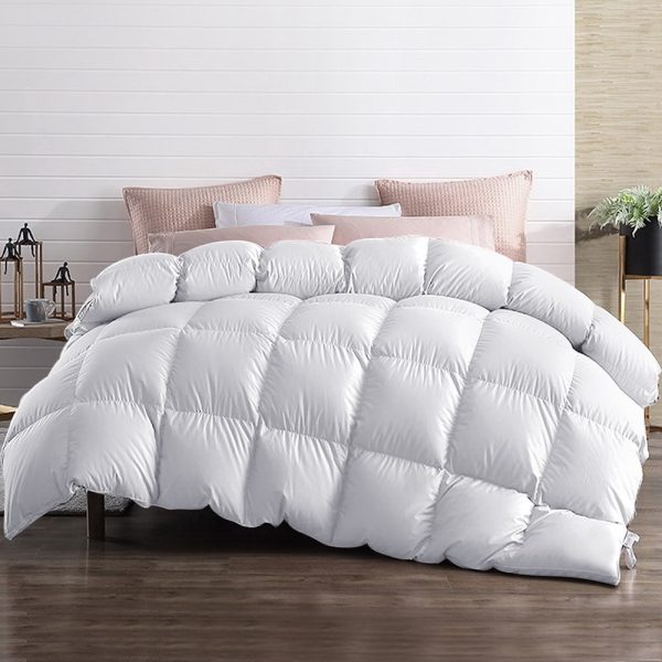 Bedding Goose Down Feather Quilt – KING, 700 GSM