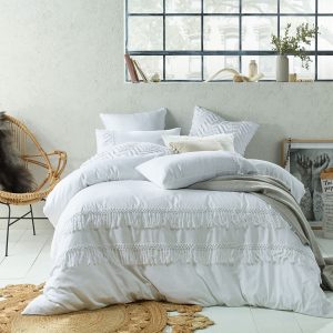 Tassel Quilt Cover Set White King