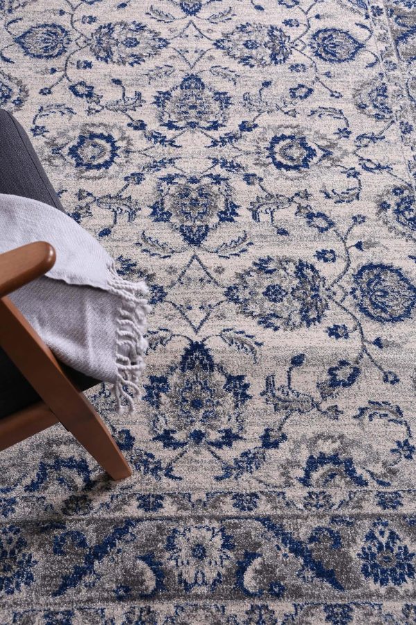 delicate-cassandra-blue-ivory-rug 160×230