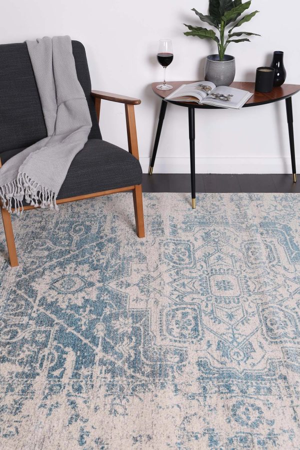 delicate-audrey-ivory-blue-rug 160×230