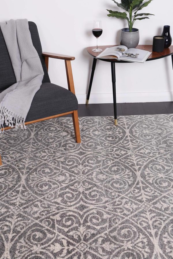 delicate-katherine-grey-ivory-rug 160×230