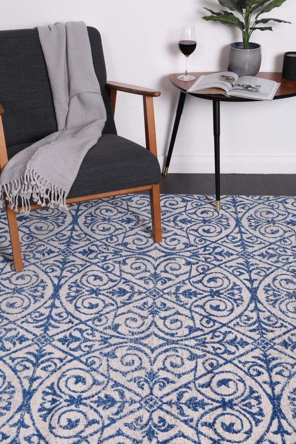 delicate-katherine-blue-ivory-rug 160×230