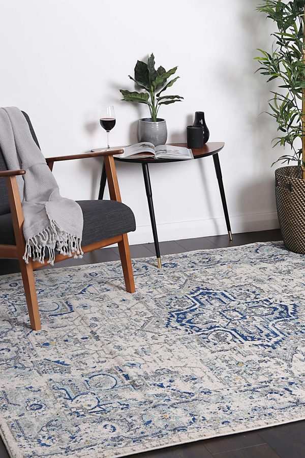 delicate-melissa-ivory-blue-rug 300×400